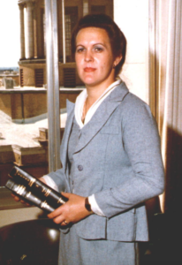 Photograph of Frye being sworn in as a lawyer in 1981