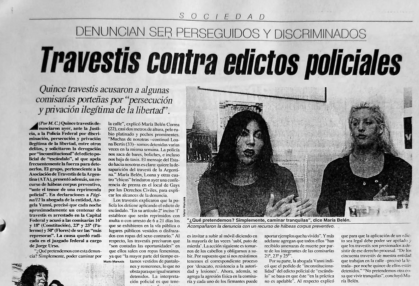 A black-and-white newspaper article in Página12 on February 9, 1996 features the headline "Travestis Against Police Edicts" above a photograph of two members of the Argentine Travesti Association speaking at a press conference. Source: Marcelo Ferreyra Fund. Program of Feminist and Sex-Gender Political Memories, CeDInCI via “La noche en que Ángela Vanni y yo fuimos travestis” by Marcelo Ernesto Ferreyra